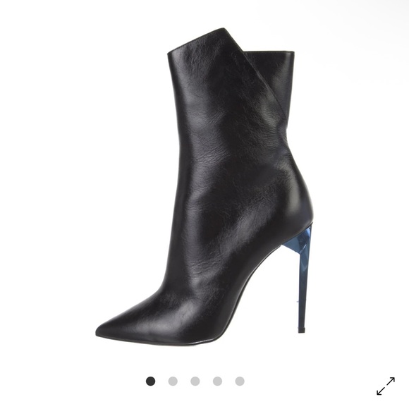Black Leather Women's Ankle Boots - Picture 1 of 5